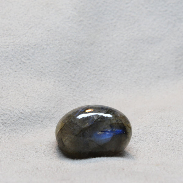 LABRODARITE 20.50-CARATS (S0158-A12)