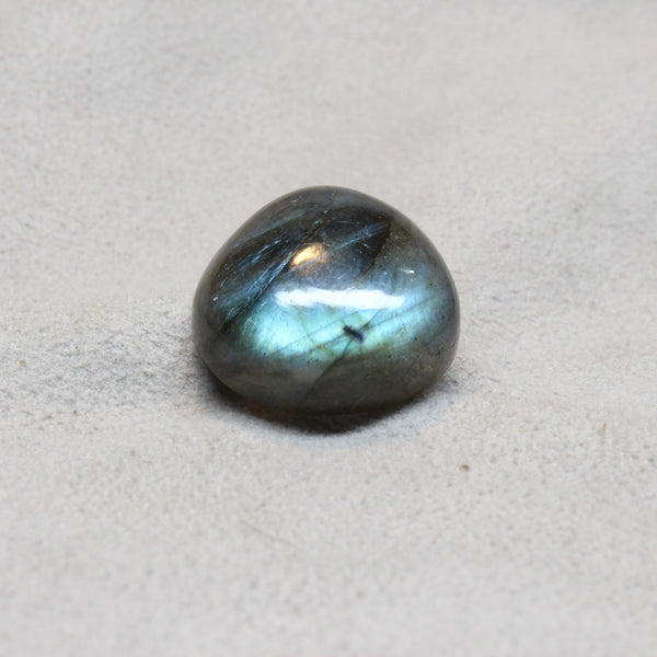 LABRODARITE 18.70-CARATS (S0159-A12)