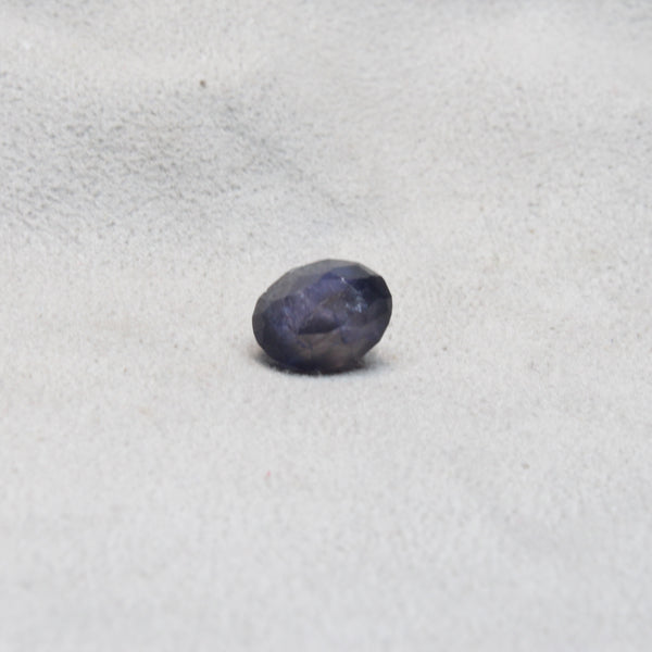 IOLITE NATURAL & ORIGINAL 3.85 CARATS (S0216-A16)
