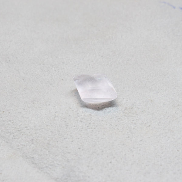 WHITE SAPPHIRE NATURAL & ORIGINAL 4.25-CARATS (S0154-A11)