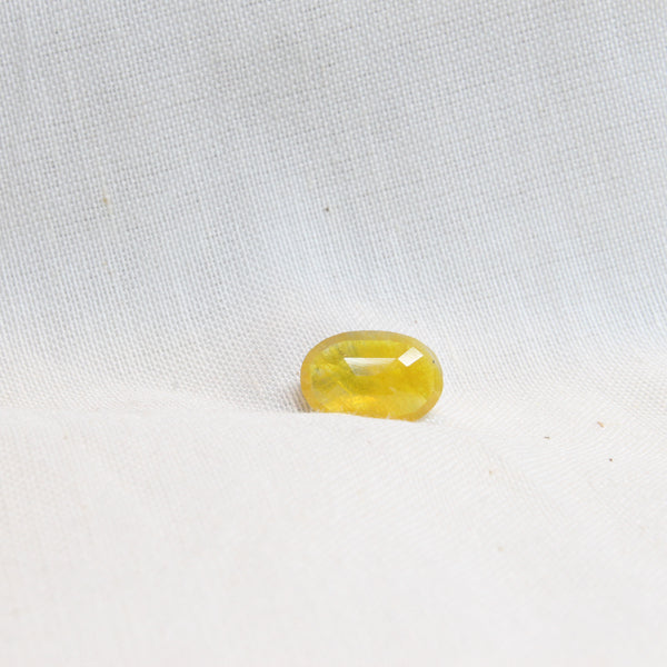 NATURAL YELLOW SAPPHIRE 2.60-CARATS (S0037-A7)