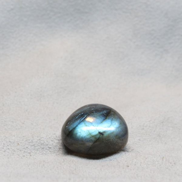 LABRODARITE 18.70-CARATS (S0159-A12)