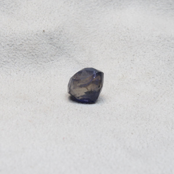 IOLITE NATURAL & ORIGINAL 5.60 CARATS (S0215-A16)
