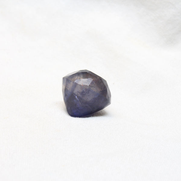 IOLITE NATURAL & ORIGINAL 8.15 CARATS (S0210-A16)