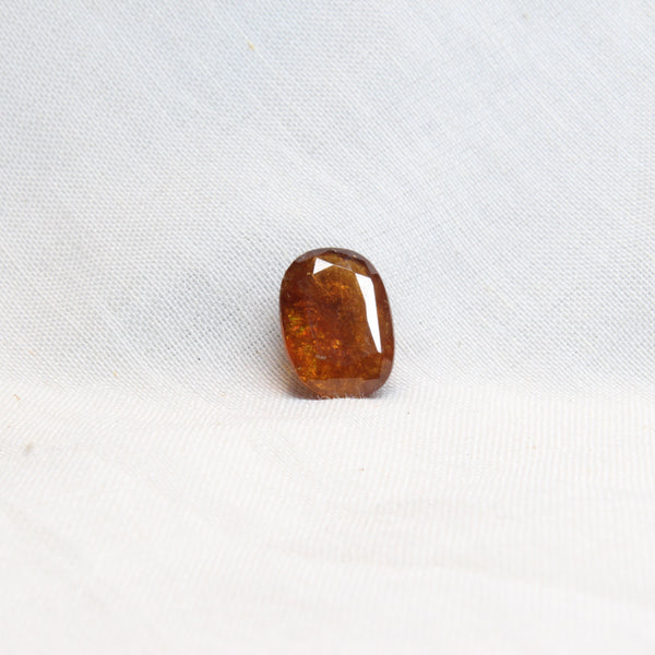 Original & natural Hessonite Garnet Gomed- 8.20ct with fentastic cut, colour, clarity, shape (S0003 -A1)