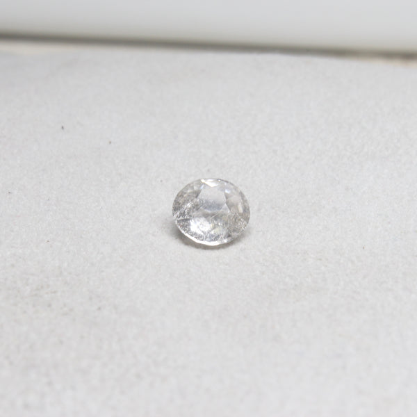 WHITE SAPPHIRE NATURAL & ORIGINAL 1.80-CARATS (S0152-A11)